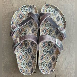 Birkenstock Mayari EU 36 Rustic Purple